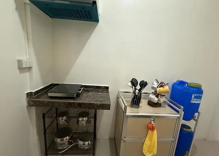 Big Group Tomas Morato Timog Quezon Ave Free Parking And Self Check In Apartamento Manila